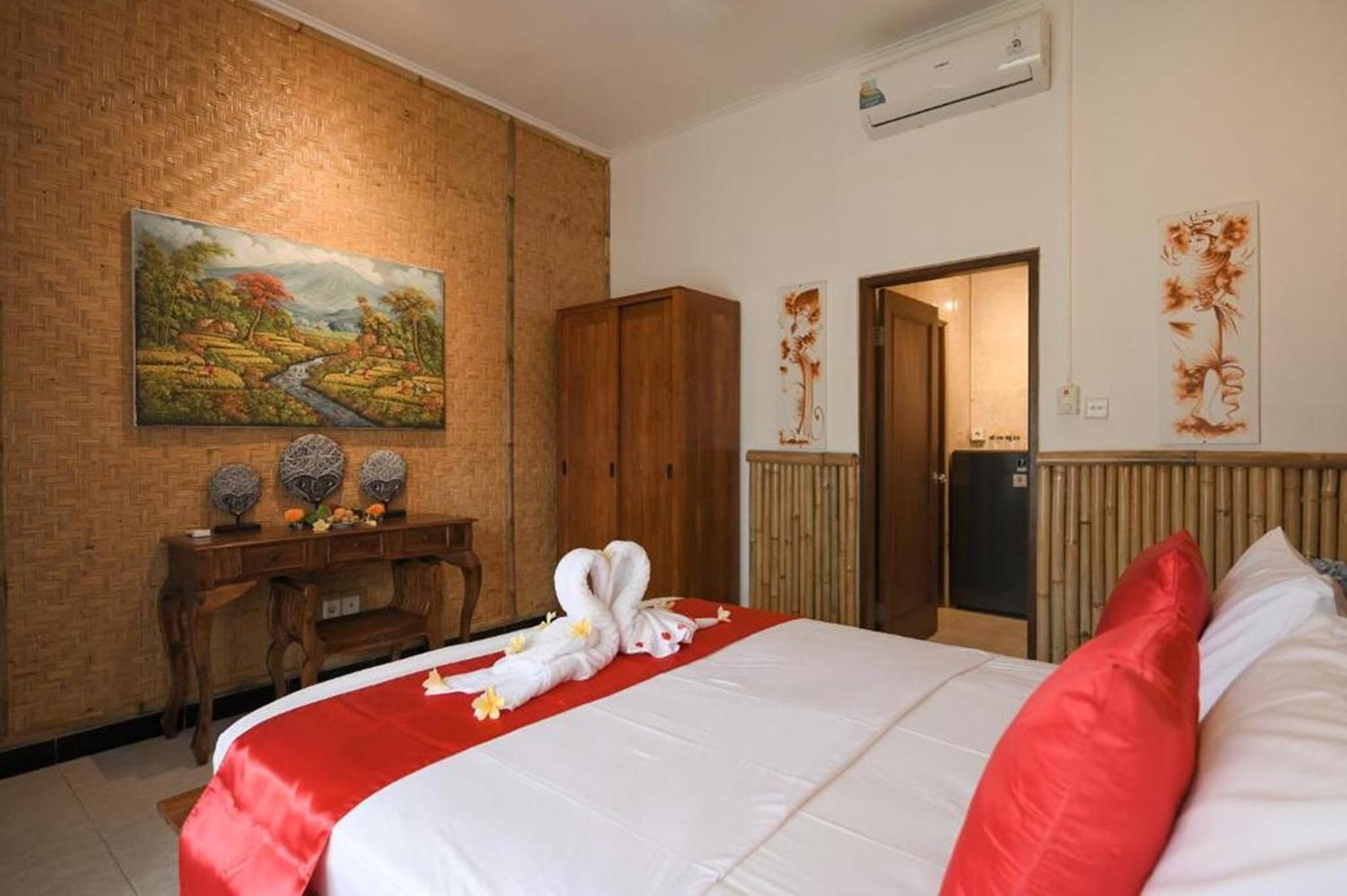 Tiga Naga Villa Denpasar  Exterior photo