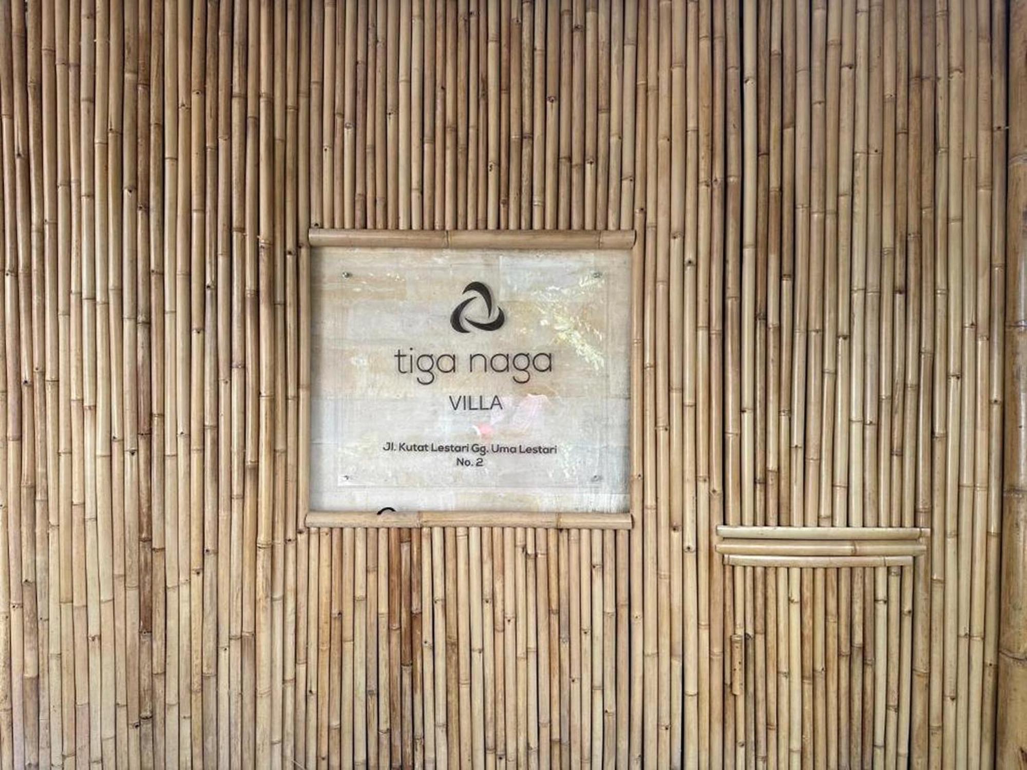 Tiga Naga Villa Denpasar  Exterior photo